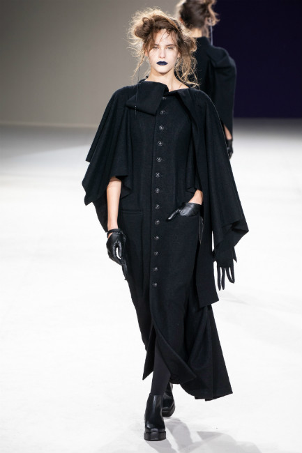 Yohji Yamamoto: The Japanese Aesthetic of Imperfection - Mara Marietta